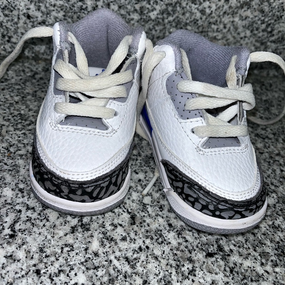 Jordan 3 Retro “Racer Blue” - Picture 2 of 3